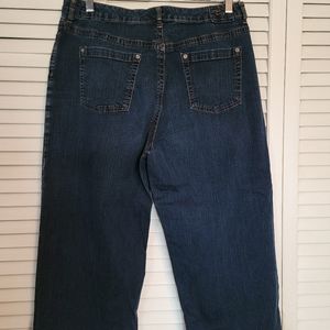 Chicos Platinum size 2 crop jeans